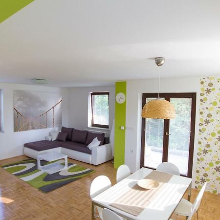 D&J House Villa Ormoz Bagian luar foto
